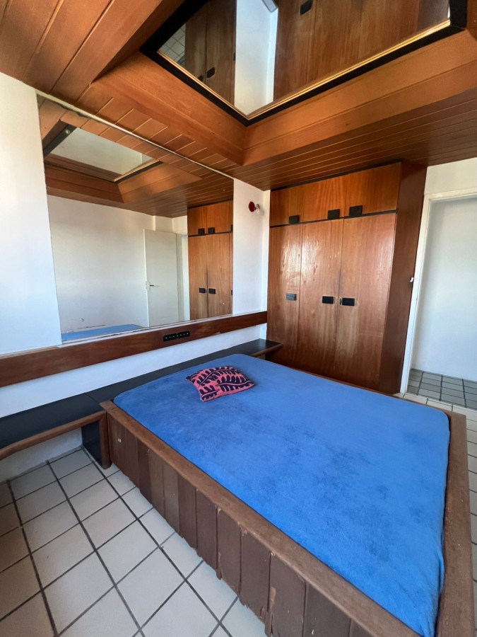 Apartamento para alugar com 2 quartos, 75m² - Foto 12
