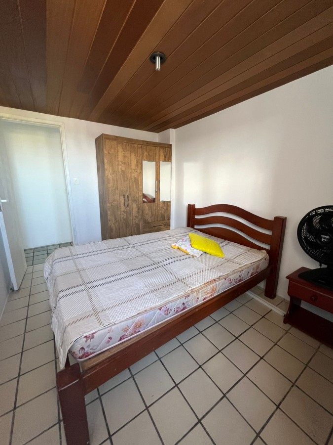 Apartamento para alugar com 2 quartos, 75m² - Foto 14