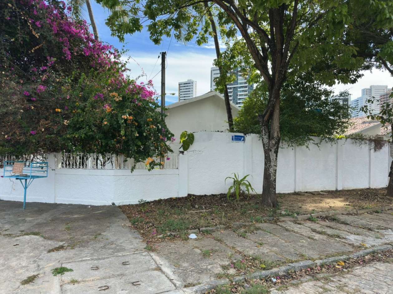 Casa, 3 quartos, 230 m² - Foto 2